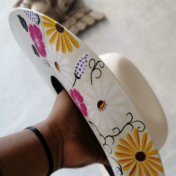 Hats - Picture 2 of 3